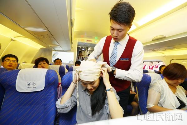 民航局：制止关舱后机上久候，保障旅客行程顺畅